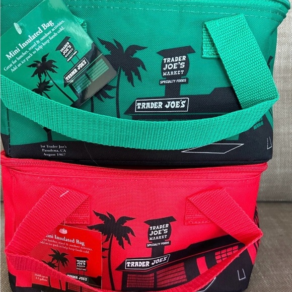 (2)Trader Joe’s Mini Insulated Bags - includes set of 2 - Picture 2 of 4
